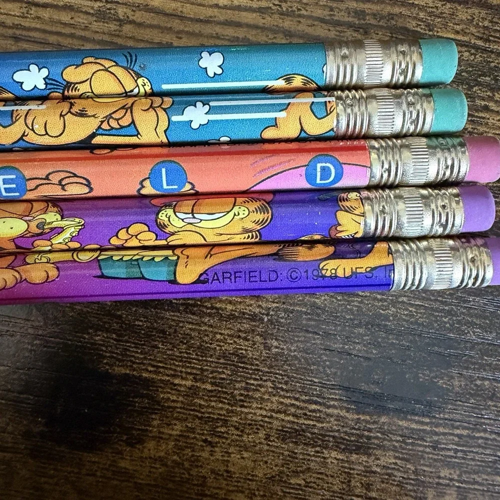 Vintage 1978 Garfield PENCIL LOT OF 5 Unused Loose Pencils Regular Size